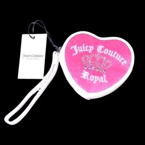 NWT Juicy Couture Royal Couture Pink Heart-Shaped Wristlet